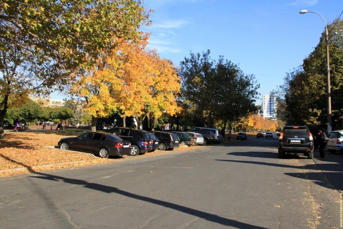 Afganskii Park Apartment Chisinau Eksteriør bilde